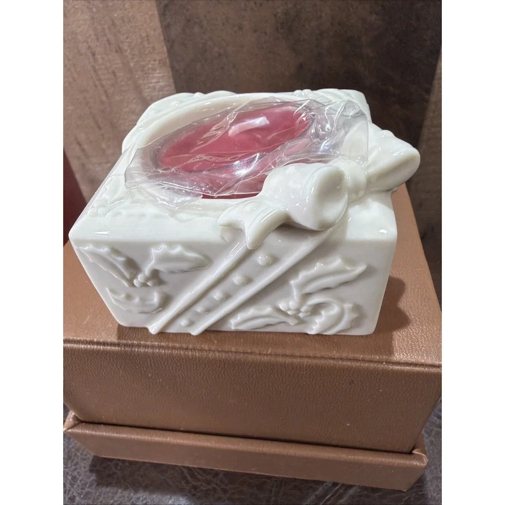 Lenox Yuletide Glowlites Christmas Package Tea Light Candle Holder Vintage 2000s